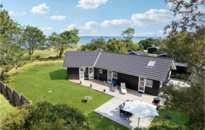 Beautiful Home In Sjællands Odde With Kitchen